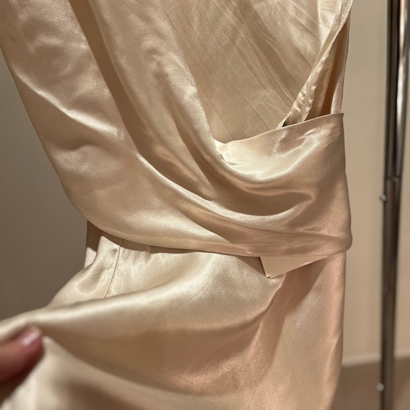 DISSH Aisle Pearl Satin Backless Midi Dress (NWT) - Picture 11 of 16